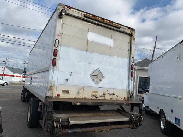 2007 GMC T-8500 EXTENDED CAB OVER BOX TRUCK WITH SIDE - cars & for sale in Massapequa, TX – photo 8