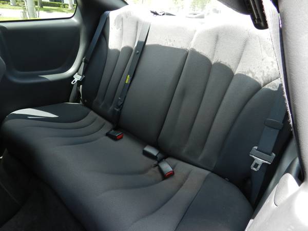 2005 Pontiac Sunfire Rust Free Southern Owned 107, 302 Miles for sale in Carmel, IN – photo 13