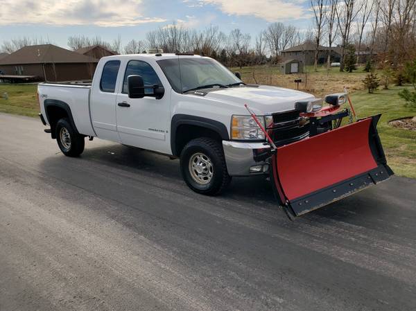 2007.5 Chevy 2500 Plow Truck - cars & trucks - by owner - vehicle... for sale in Sioux Falls, SD – photo 7
