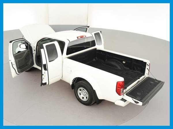 2019 Nissan Frontier King Cab S Pickup 2D 6 ft pickup White for sale in Asheville, NC – photo 17