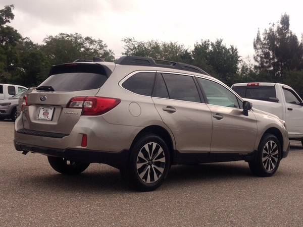 2016 Subaru Outback Limited GPS All Safety Features LOADED Factory for sale in Sarasota, FL – photo 4