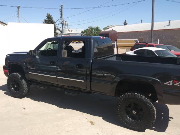 Diesel! 2005 Chevy Silverado 2500 HD Crewcab 4" LIFT, KMC XD 35" Tires for sale in Ault, CO – photo 8