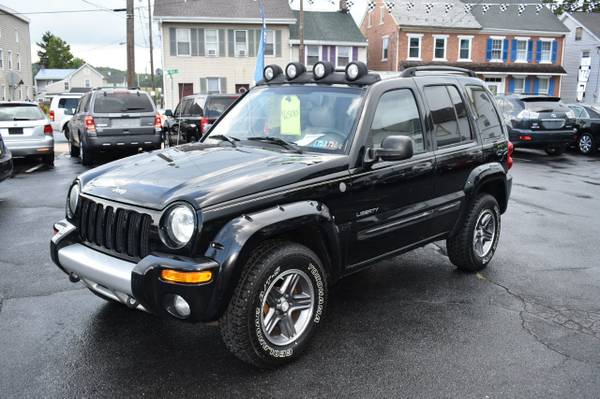 2004 Jeep Liberty Renegade 4WD for sale in Mount Joy, PA – photo 10