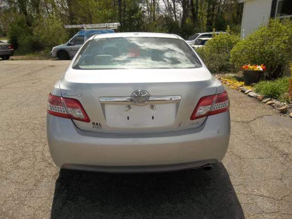 Toyota Camry XLE 2011 - - by dealer - vehicle for sale in Mattawan, MI – photo 4