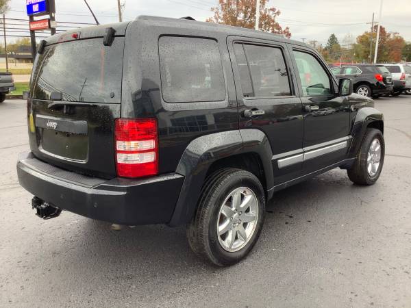 2008 Jeep Liberty Limited! 4x4! No Accidents! Loaded! - cars &... for sale in Ortonville, OH – photo 5