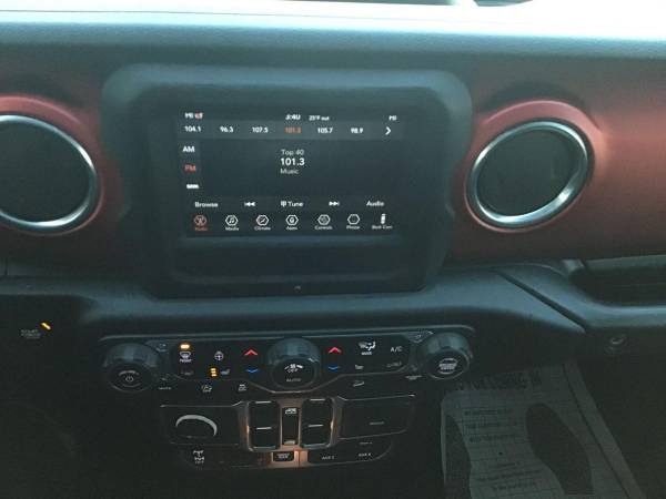 2018 Jeep Wrangler Unlimited Rubicon CALL James--Get Pre-Approved 5... for sale in Anchorage, AK – photo 14