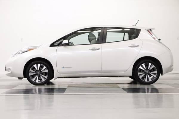 HEATED SEATS - CAMERA White 2016 Nissan Leaf SV ZEV Hatchback for sale in Clinton, MO – photo 21
