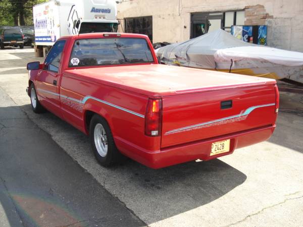 1995 GMC SIERRA PICK-UP LOWERED - - by dealer for sale in Downers Grove, IL – photo 3