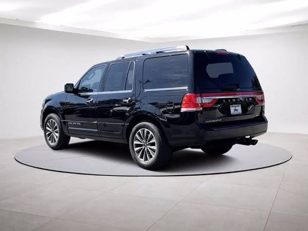 2016 Lincoln Navigator Select 4WD - - by dealer for sale in Clayton, NC – photo 6