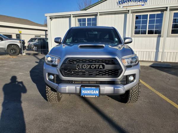 2016 Toyota Tacoma 2WD Double Cab V6 AT SR5 - cars & trucks - by... for sale in Emmett, NV – photo 3