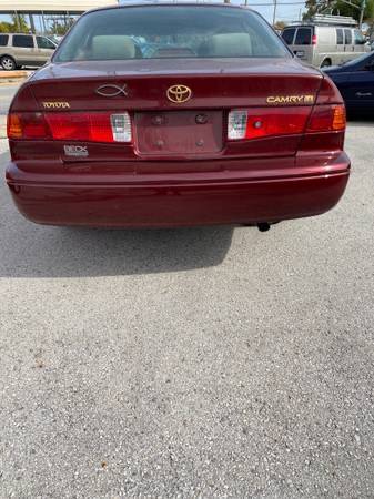 2000 Toyota Camry LE - cars & trucks - by dealer - vehicle... for sale in Hammond, IL – photo 7