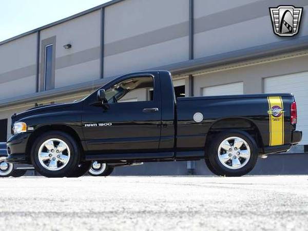 2004 Dodge Ram Rumble Bee Pickup for sale in Other, IL – photo 3