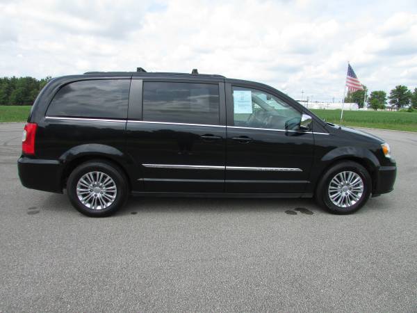 2015 CHRYSLER TOWN & COUNTRY TOURING L for sale in BUCYRUS, OH – photo 7