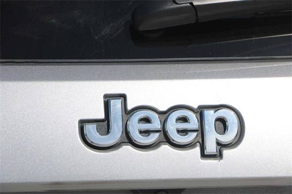 2020 Jeep Grand Cherokee Laredo - Lower Price - cars & trucks - by... for sale in Seaside, CA – photo 23