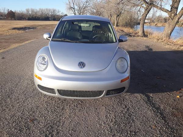 2008 Volkswagen Beetle 2L Turbo - cars & trucks - by owner - vehicle... for sale in Wichita, KS – photo 3