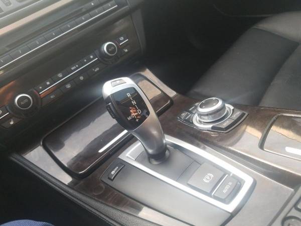 2011 BMW 5 Series 528i 4dr Sedan - - by dealer for sale in Arlington, TX – photo 12