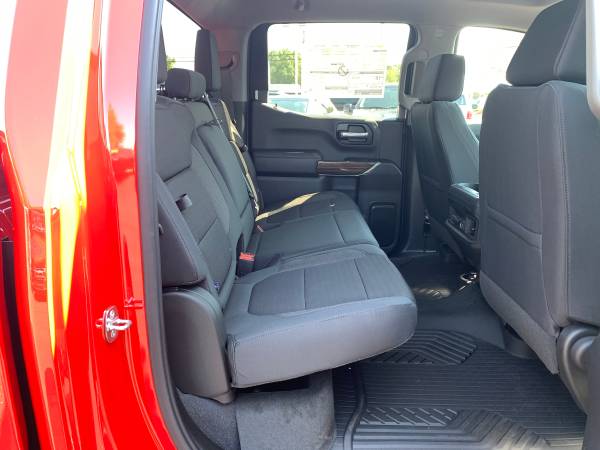 2020 CHEVY TRAIL BOSS (1 out of 3) for sale in Newton, IL – photo 13