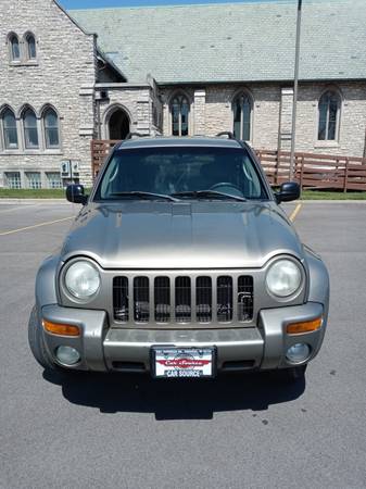 2003 JEEP LIBERTY - - by dealer - vehicle automotive for sale in Kenosha, WI – photo 2