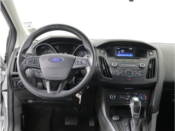 2016 Ford Focus SE Sedan 4D Sedan - cars & trucks - by dealer -... for sale in Burien, WA – photo 11