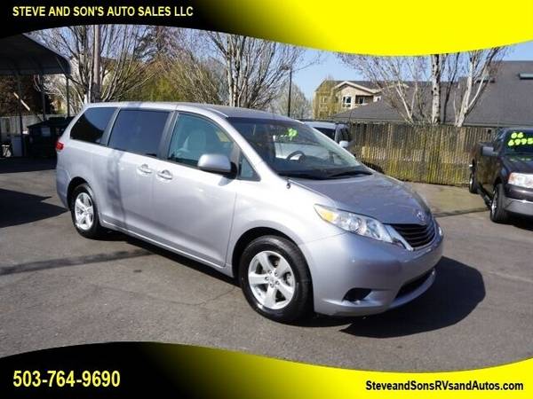2012 Toyota Sienna LE 8 Passenger 4dr Mini Van l4 for sale in Happy valley, OR – photo 3