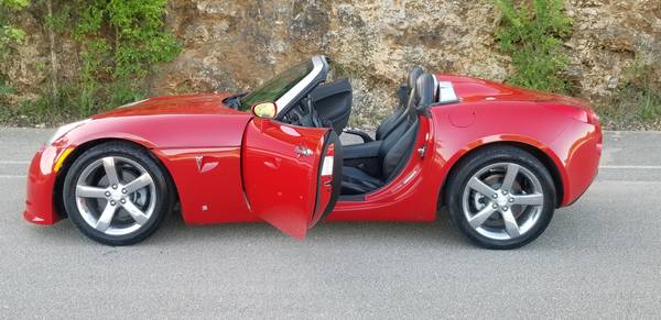 **** 2006 PONTIAC SOLSTICE CONVERTIBLE **** - cars & trucks - by... for sale in Osage Beach, MO – photo 19
