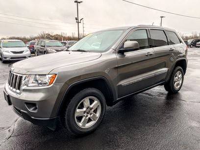 2012 Jeep Grand Cherokee 4×4 (Heated Seats) - cars & trucks - by... for sale in Loves Park, IL – photo 3