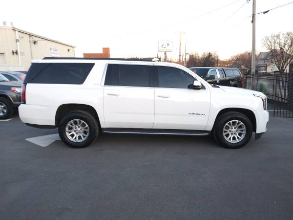 2016 GMC YUKON XL SLE 4WD ONE OWNER SUV - - by dealer for sale in Saint Paul, MN – photo 6
