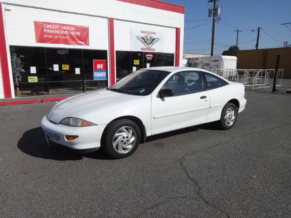 1997 CHEVROLET CAVALIER - - by dealer - vehicle for sale in Kennewick, WA – photo 2