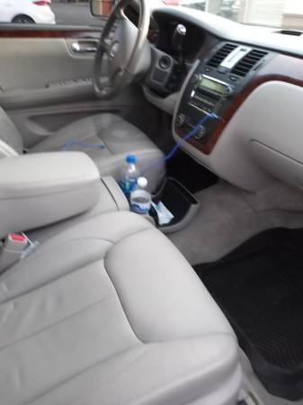 2006 Cadillac DTS 5800 OBO for sale in Bloomington, IL – photo 4