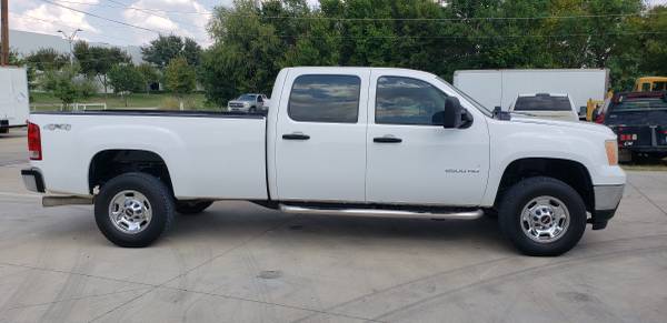 2011 GMC CREW CAB LONG BED 4X4 PICK UP DIESEL ENG. 185-K.!!! for sale in Arlington, TX – photo 10