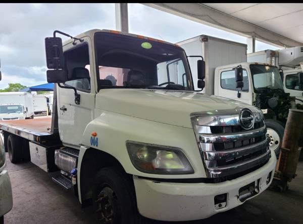 2018 HINO 258LP Jerr Dan Tow Truck - - by dealer for sale in Pompano Beach, FL – photo 2