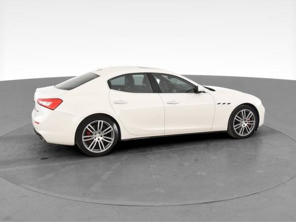 2019 Maserati Ghibli S Q4 Sedan 4D sedan White - FINANCE ONLINE -... for sale in Chicago, IL – photo 12