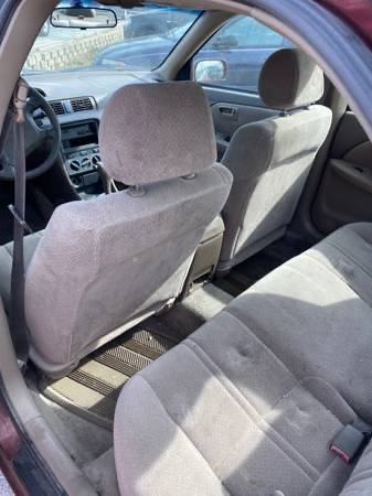 2000 Toyota Camry LE - cars & trucks - by dealer - vehicle... for sale in Hammond, IL – photo 2