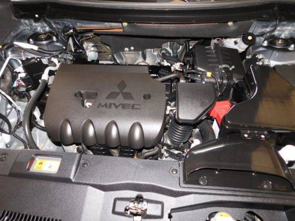 2016 Mitsubishi Outlander SE AWD - MOST BANG FOR THE BUCK! for sale in Colorado Springs, CO – photo 24