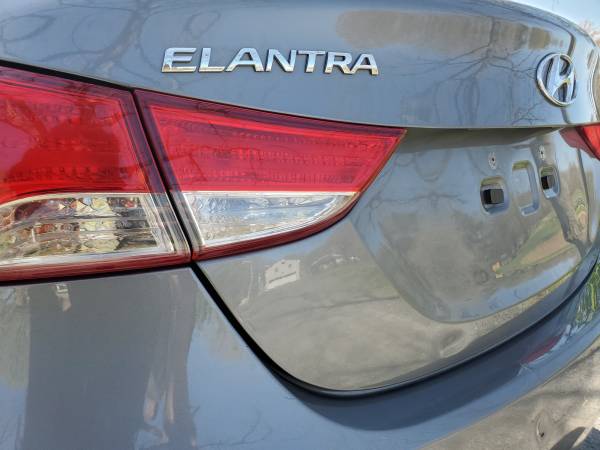 2014 Hyundai Elantra-Drives Smooth-AUX/USB plug-Beautiful for sale in Montgomery, NY – photo 9