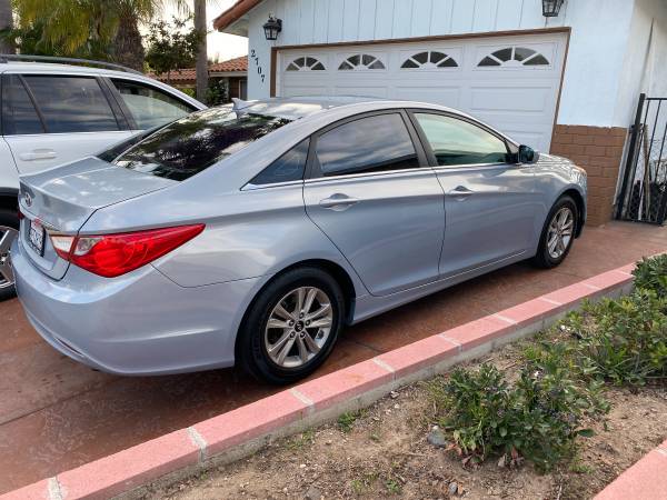 2011 Hyundai Sonata - cars & trucks - by owner - vehicle automotive... for sale in San Diego, CA – photo 2