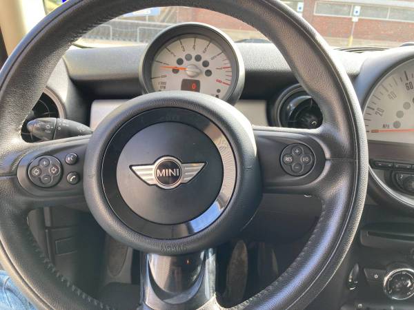 2012 Mini Cooper with clean carfax - cars & trucks - by owner -... for sale in SouthLake , TX – photo 4