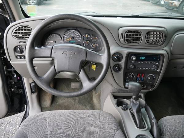 *2004* *Chevrolet* *TrailBlazer* *4dr 4WD EXT LS* for sale in South St. Paul, MN – photo 8