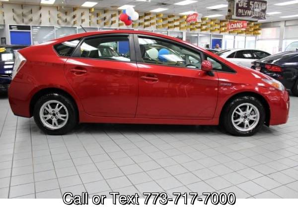 2010 Toyota Prius III 4dr Hatchback - cars & trucks - by dealer -... for sale in Chicago, IL – photo 10