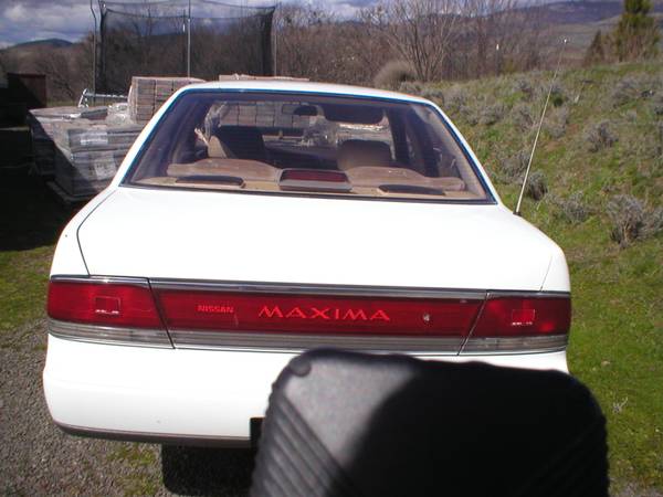 1991 Nissan Maxima for sale in Ashland, OR – photo 2