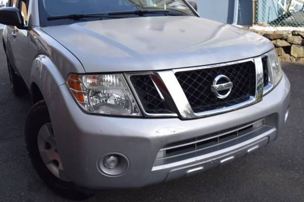 *2009* *Nissan* *Pathfinder* *S 4x4 4dr SUV* - cars & trucks - by... for sale in Paterson, PA – photo 3
