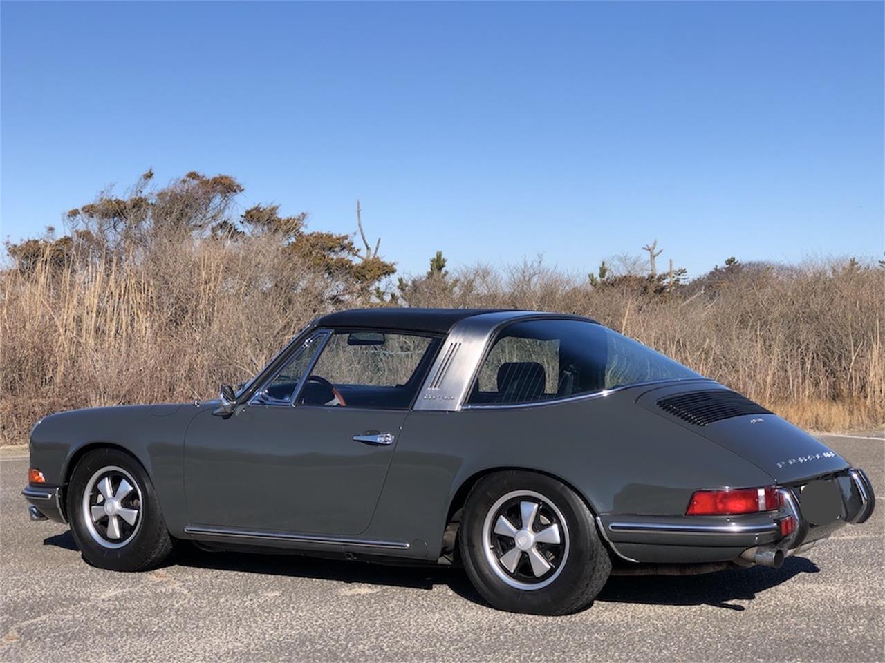 1969 Porsche 911T for sale in Southampton, NY – photo 11