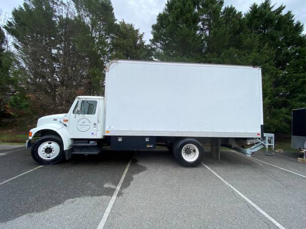 1997 International 4700 18' Box Truck with new Maxon Liftgate - cars... for sale in Forest, VA – photo 5