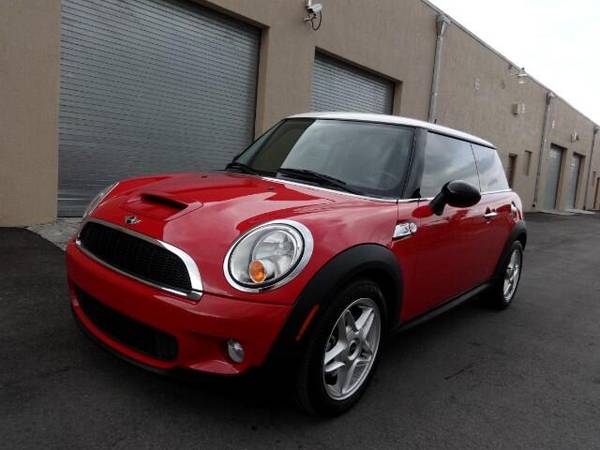 2010 MINI Cooper S - Manager's Special! - cars & trucks - by dealer... for sale in Miami, FL – photo 5