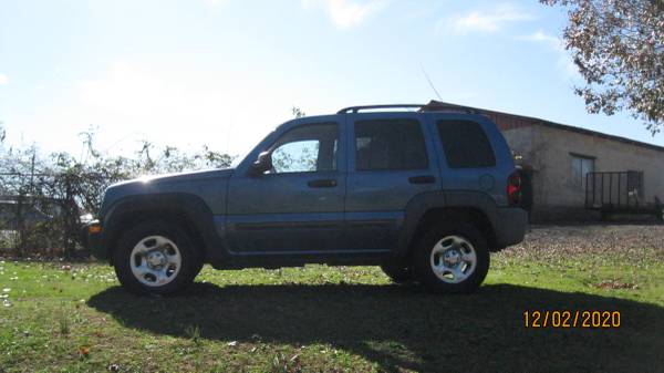 2004 Jeep Liberty - Needs Transmission Work - cars & trucks - by... for sale in Cumming, GA – photo 4