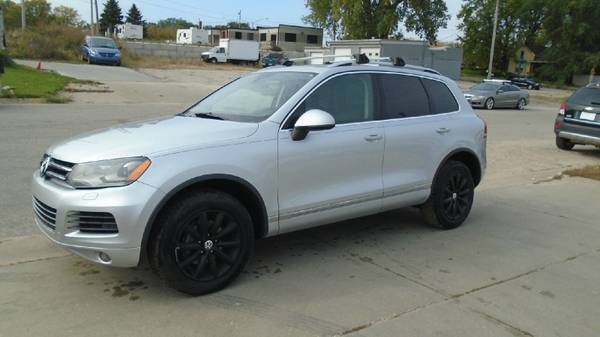 2012 vw touareg 4wd diesel 117,000 miles $11999 **Call Us Today For... for sale in Waterloo, IA – photo 3