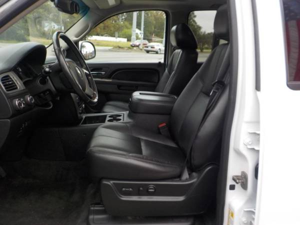 2013 Chevrolet Suburban LT 4X4, WARRANTY, LEATHER, Z71 OFF ROAD PKG, S for sale in Norfolk, VA – photo 15