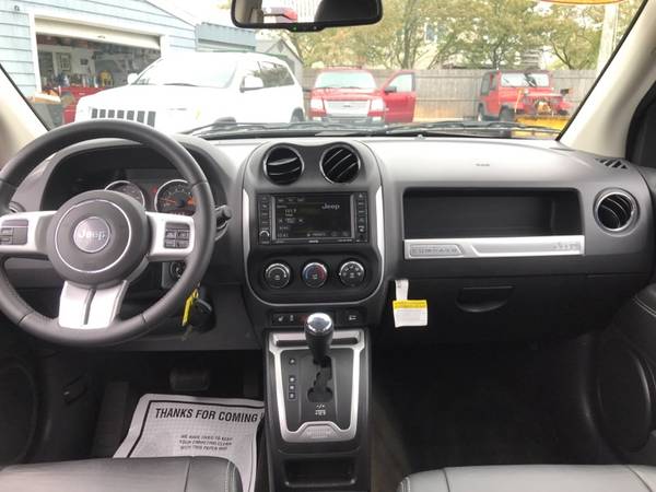 2016 Jeep Compass Latitude 4WD for sale in West Babylon, NY – photo 16