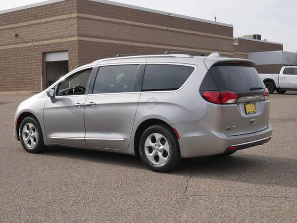 2017 Chrysler PACIFICA Touring-L Plus - cars & trucks - by dealer -... for sale in Hudson, MN – photo 7
