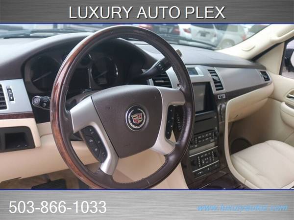 2008 Cadillac Escalade AWD All Wheel Drive SUV for sale in Portland, OR – photo 15